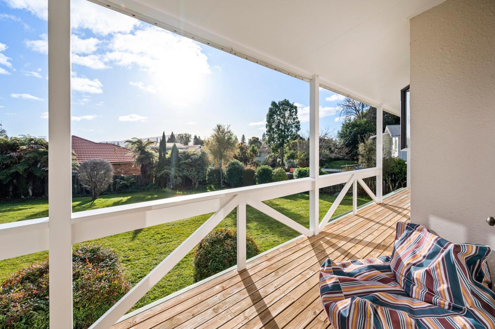 Family Perfect, Winter Getaway, Secure Yard, Parking, Mountain Bikes, Arcade Villa Роторуа Екстериор снимка